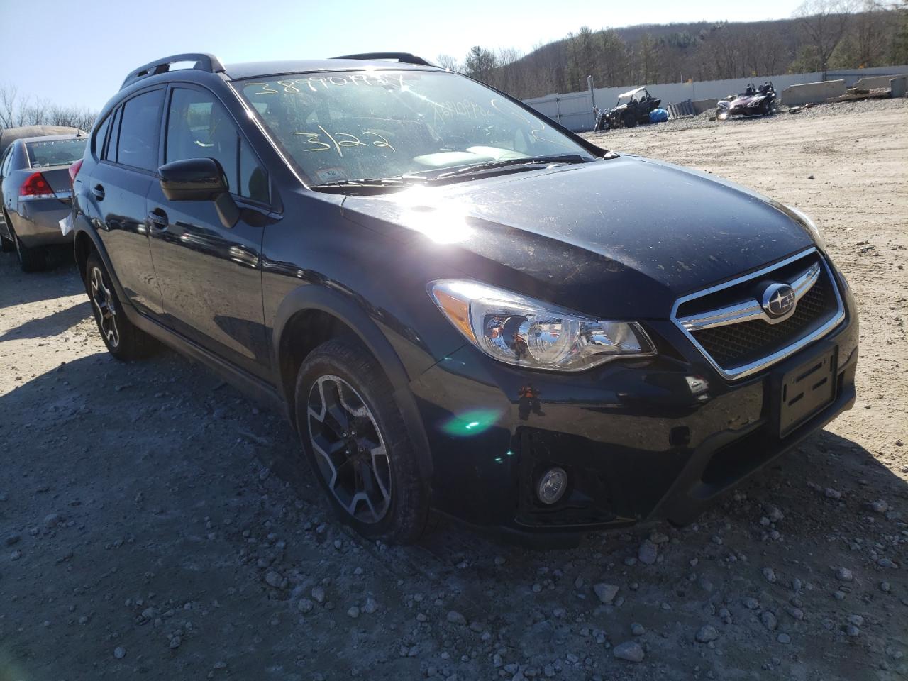 SUBARU CROSSTREK 2017 with VIN JF2GPADC4H8270867 - Photo from auction
