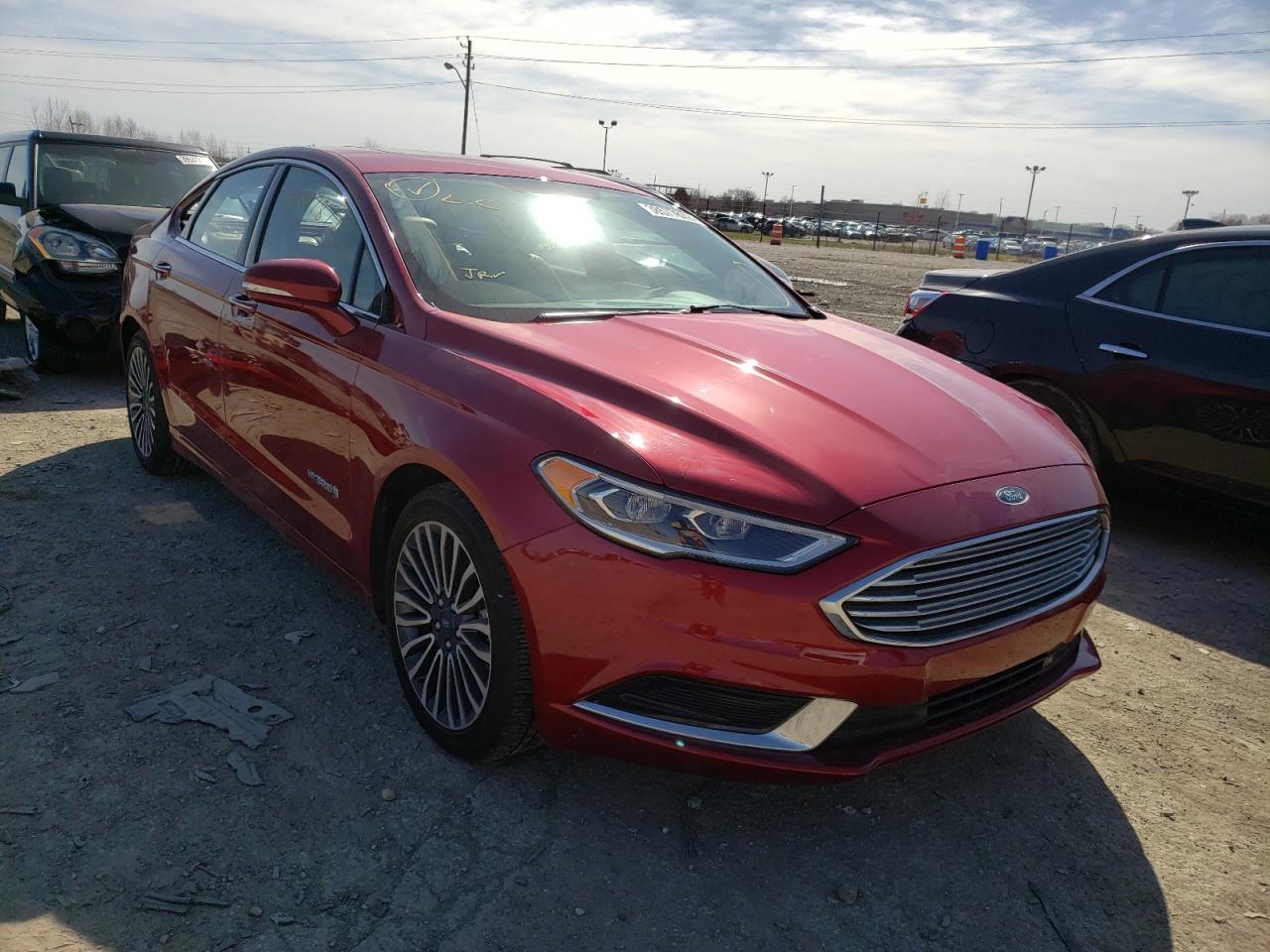 FORD FUSION SE 2018 with VIN 3FA6P0LU9JR190702 - Photo from auction