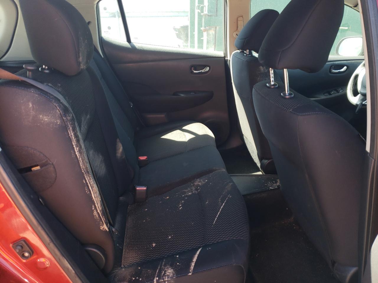 Photo 6 from auction – 2015 NISSAN LEAF S with VIN 1N4AZ0CP8FC301647