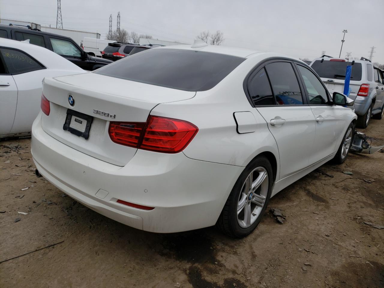 Photo 4 from auction – 2014 BMW 328 D with VIN WBA3D3C55EK153329