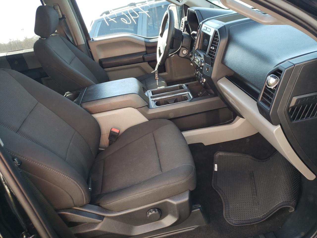 Photo 5 from auction – 2019 FORD F150 SUPER with VIN 1FTEW1E56KFB24224