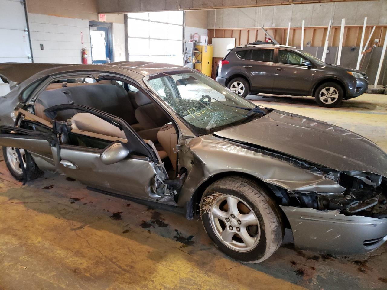 Photo 9 from auction – 2004 FORD TAURUS SE with VIN 1FAFP53UX4A126048