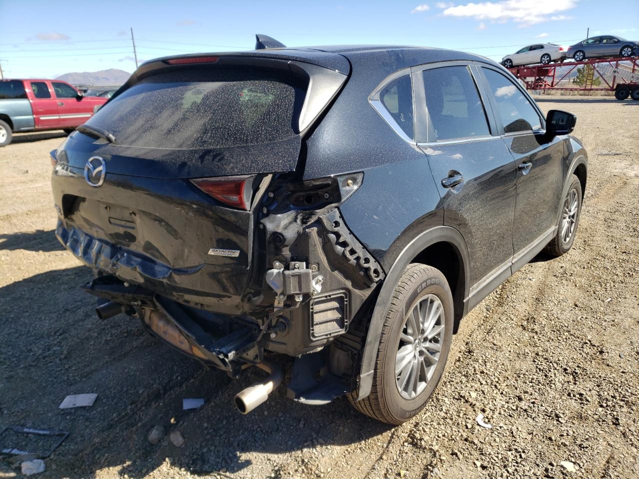 Photo 4 from auction – 2017 MAZDA CX-5 TOURI with VIN JM3KFBCL5H0213621