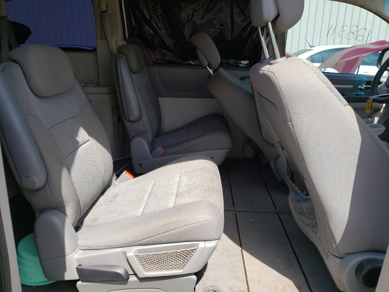 Photo 6 from auction – 2010 DODGE GRAND CARA with VIN 2D4RN4DE6AR478181