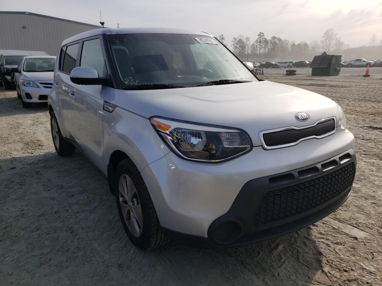 KIA SOUL 2015 with VIN KNDJN2A28F7790472 - Photo from auction
