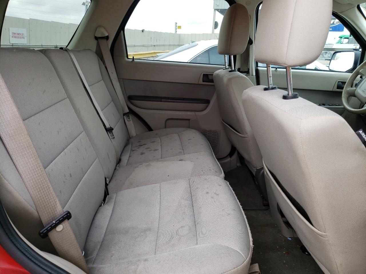 Photo 6 from auction – 2011 FORD ESCAPE XLT with VIN 1FMCU9D72BKB61045