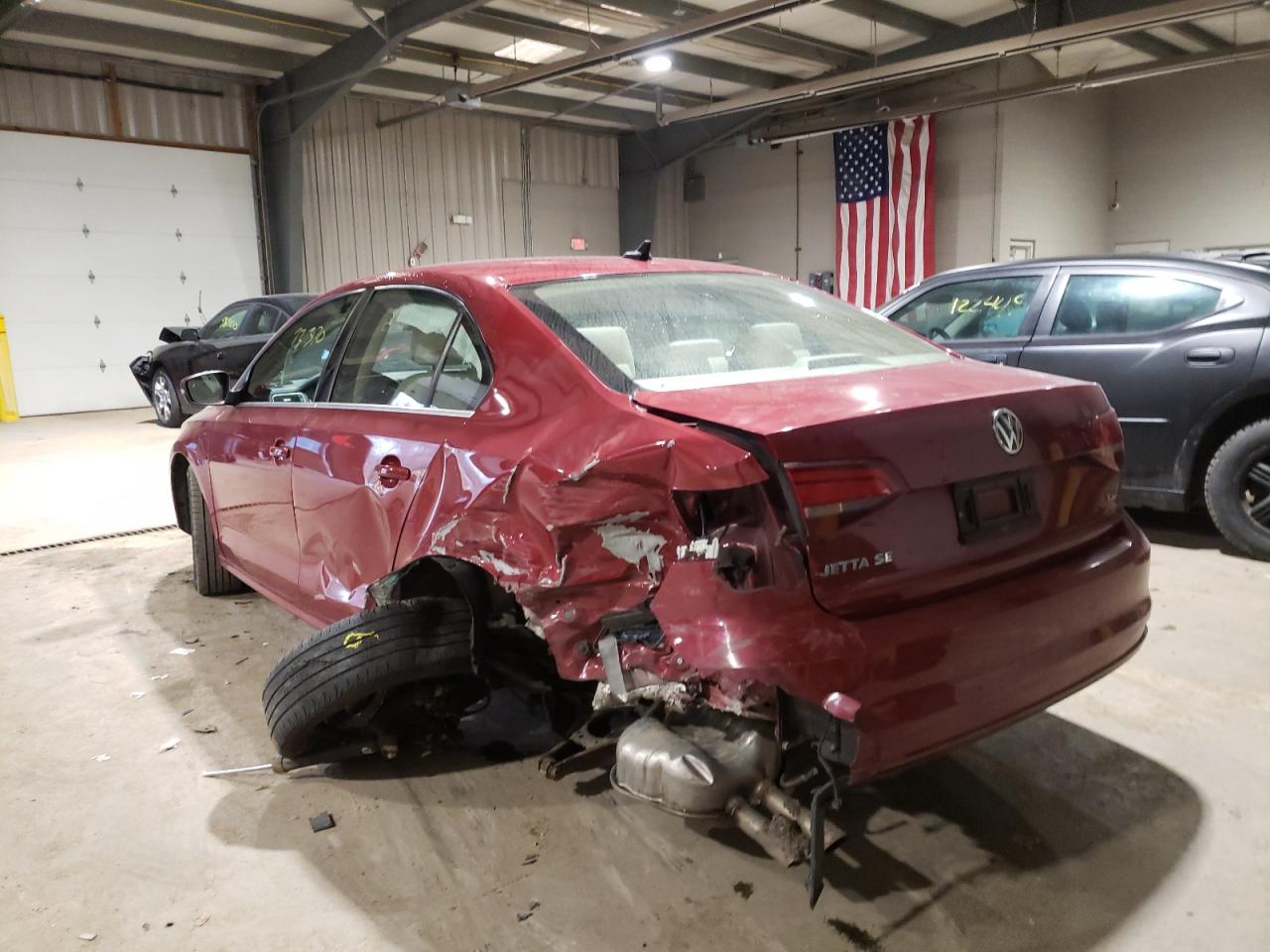 Photo 3 from auction – 2017 VOLKSWAGEN JETTA with VIN 3VWDB7AJ4HM296402
