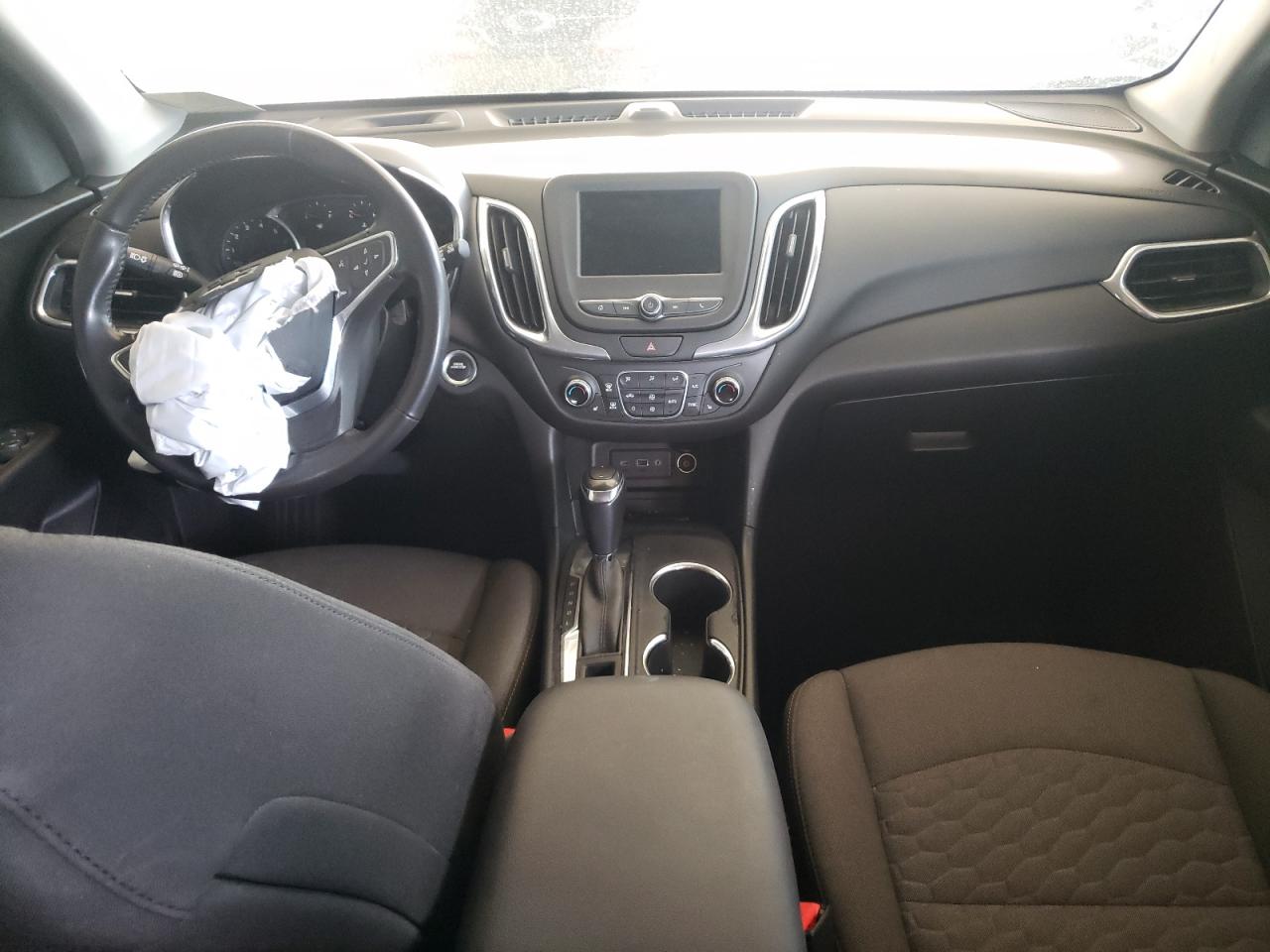 Photo 9 from auction – 2019 CHEVROLET EQUINOX LT with VIN 2GNAXJEV2K6280578