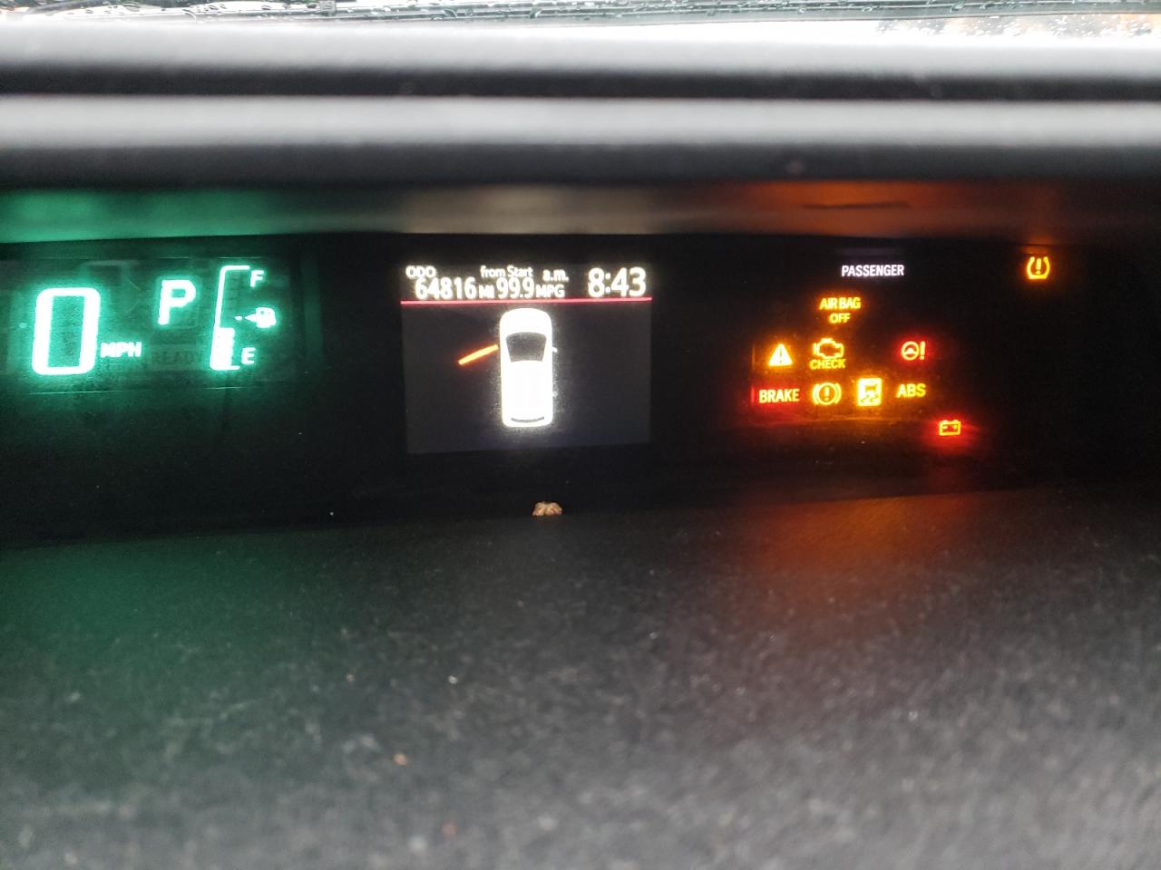 Photo 8 from auction – 2012 TOYOTA PRIUS C with VIN JTDKDTB31C1029950