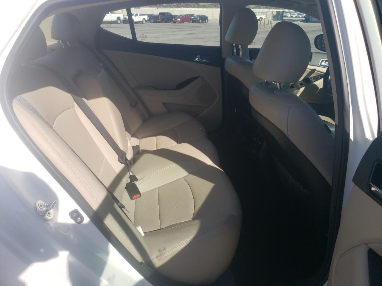 Photo 6 from auction – 2013 KIA OPTIMA HYB with VIN KNAGM4AD8D5042935