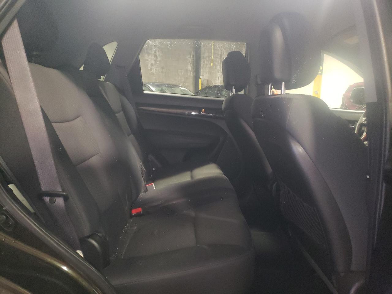Photo 6 from auction – 2011 KIA SORENTO BA with VIN 5XYKT3A16BG114767