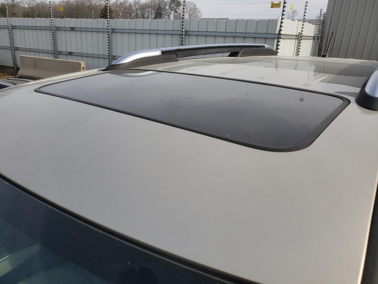 Photo 9 from auction – 2009 GMC ACADIA SLT with VIN 1GKER23D59J165995
