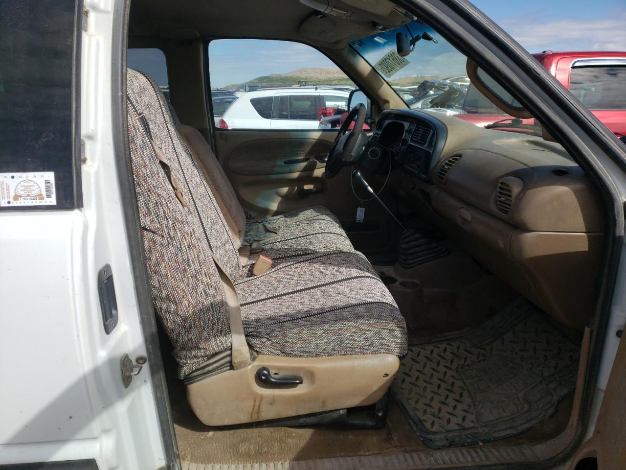 Photo 5 from auction – 1999 DODGE RAM 2500 with VIN 1B7KF2367XJ504858