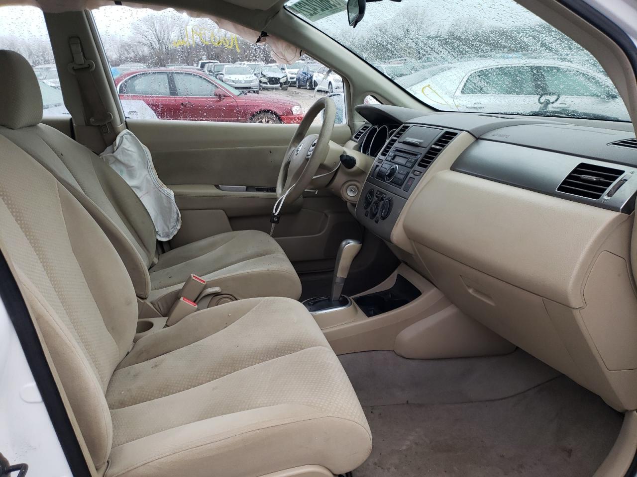 Photo 5 from auction – 2011 NISSAN VERSA S with VIN 3N1BC1CP7BL433841