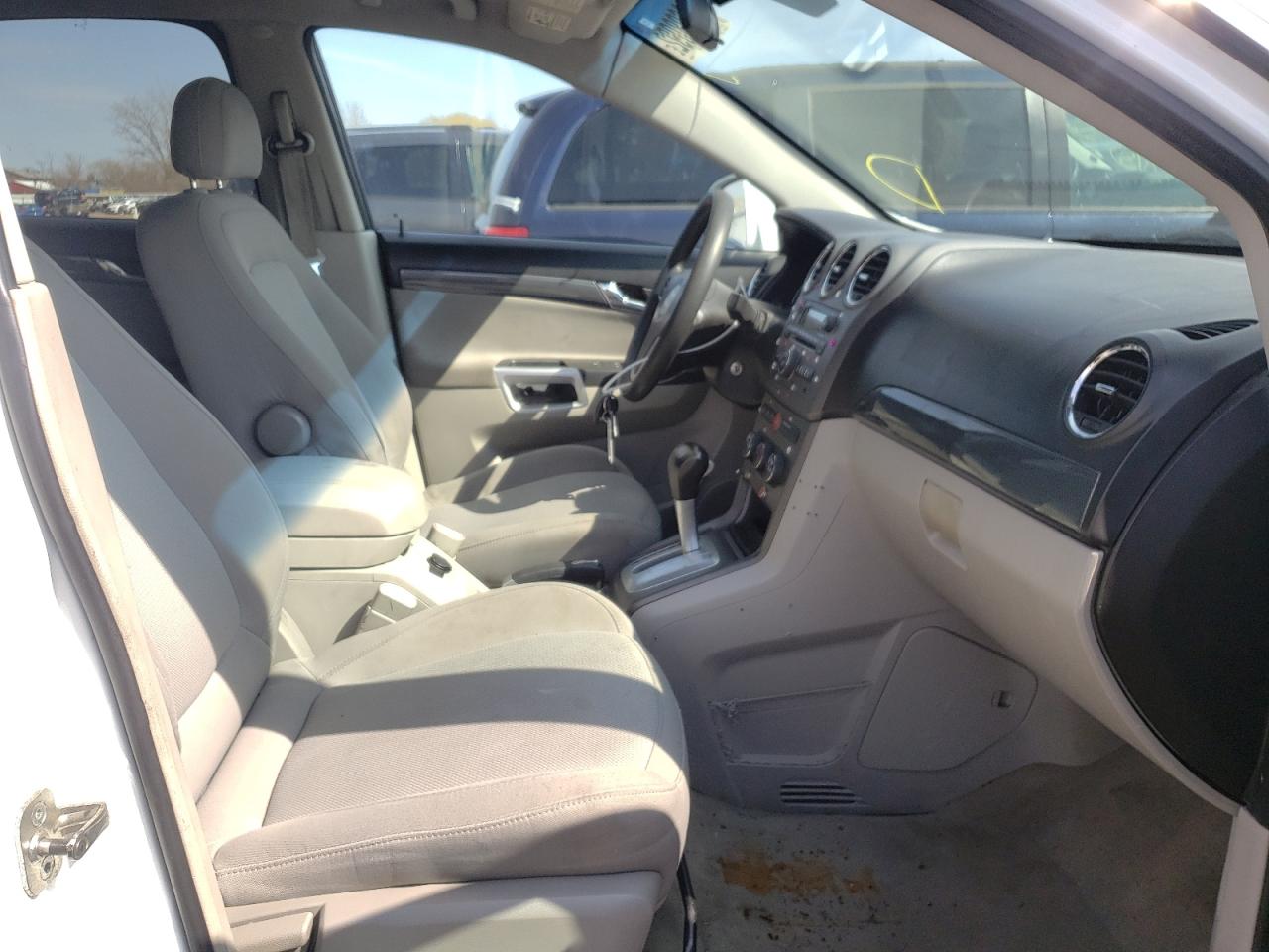 Photo 5 from auction – 2009 SATURN VUE XE with VIN 3GSCL33P59S568947