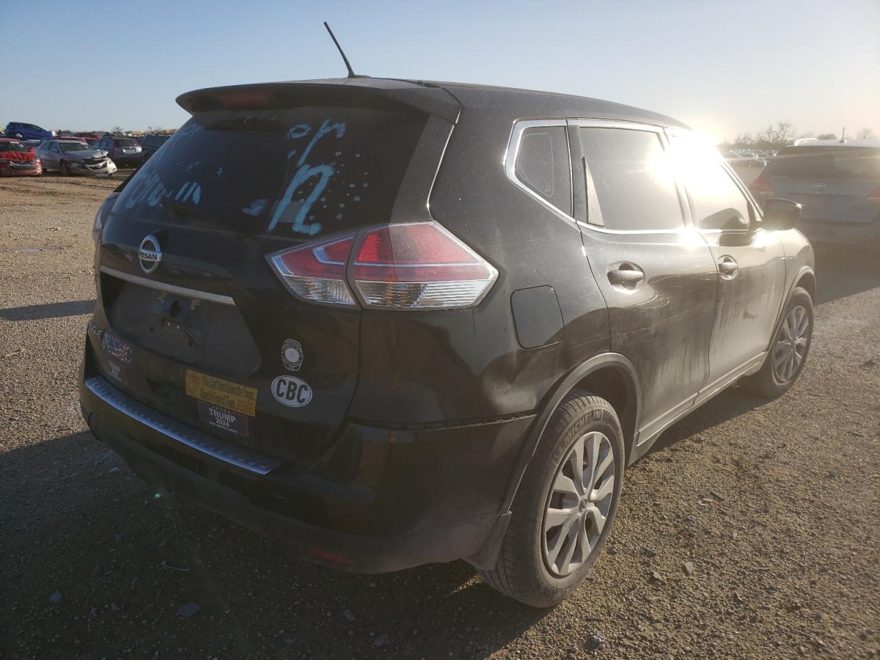 Photo 4 from auction – 2016 NISSAN ROGUE S with VIN 5N1AT2MT4GC843022
