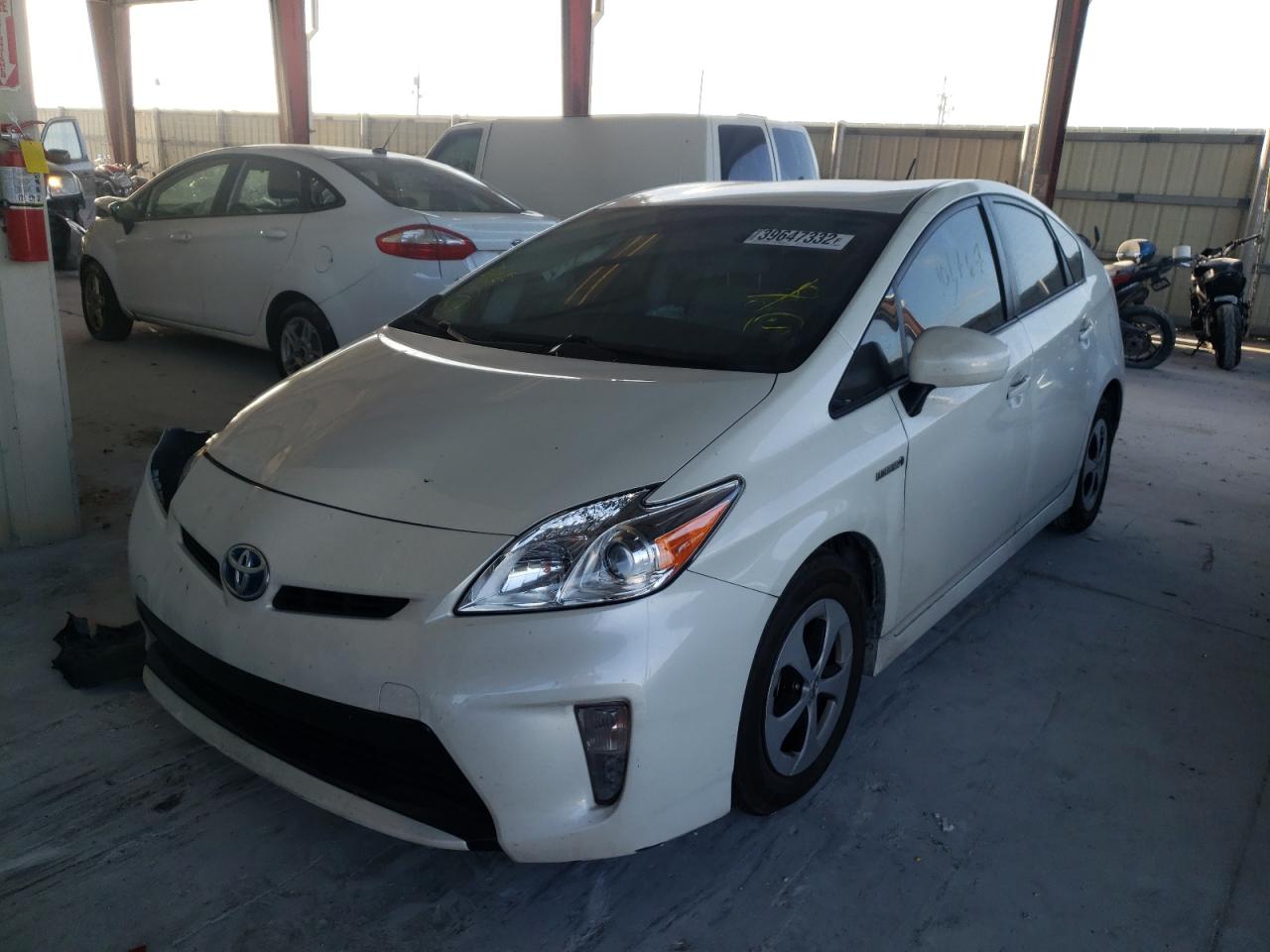Photo 2 from auction – 2015 TOYOTA PRIUS with VIN JTDKN3DU2F0473187