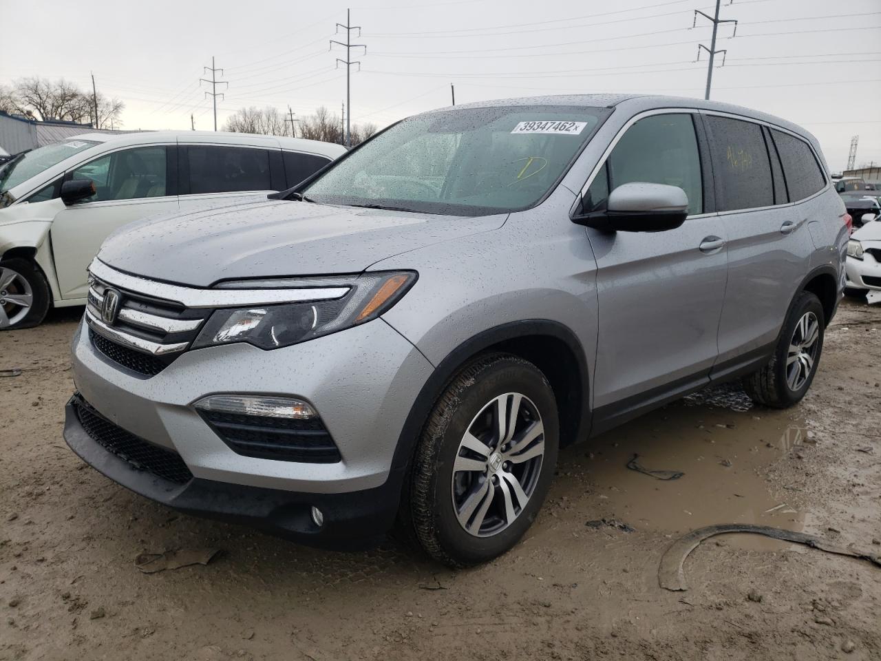 Photo 2 from auction – 2017 HONDA PILOT EXL with VIN 5FNYF6H66HB064523
