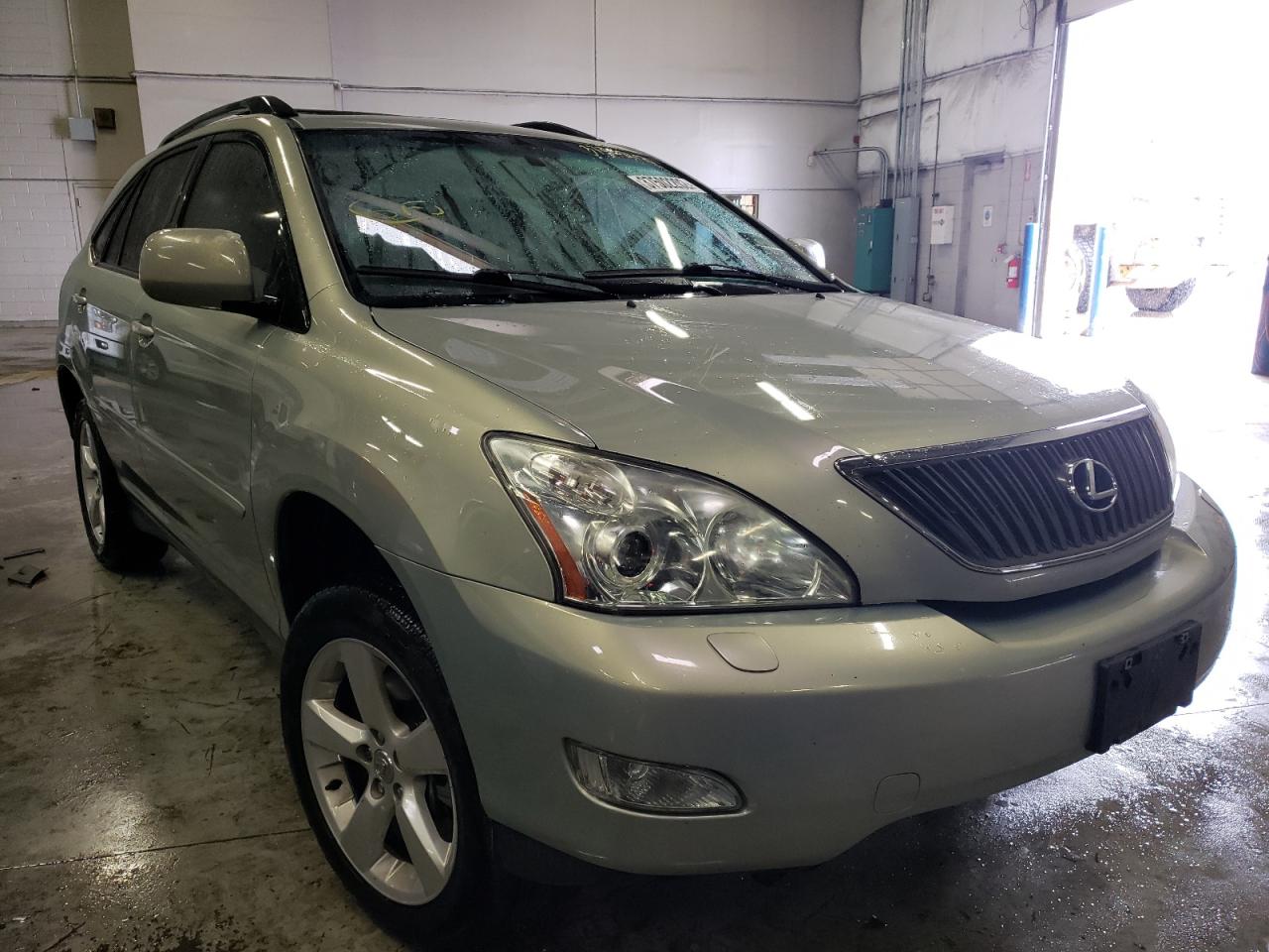 LEXUS RX 330 2004 with VIN 2T2HA31U44C018396 - Photo from auction