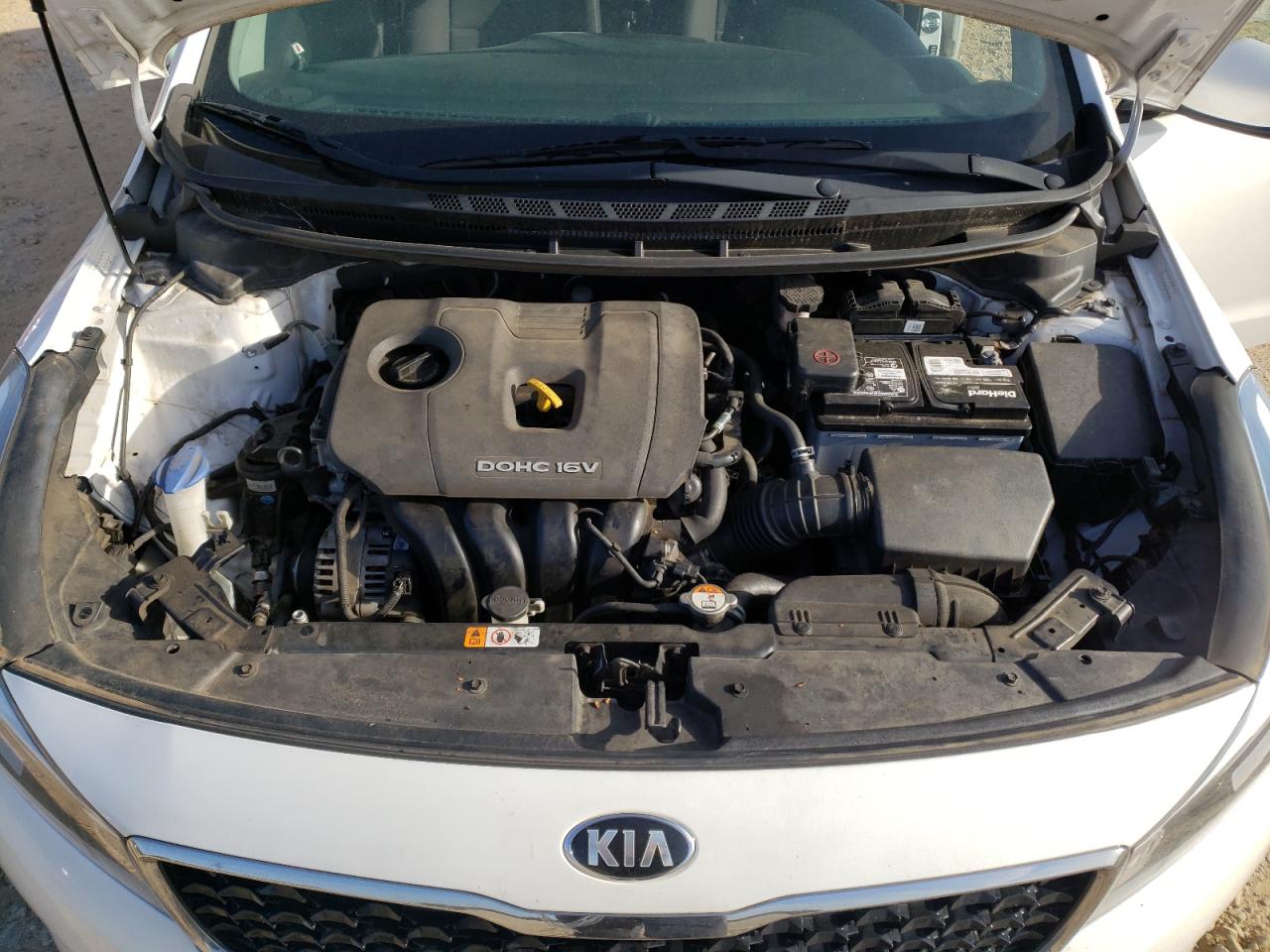 Photo 7 from auction – 2017 KIA FORTE LX with VIN 3KPFL4A76HE008109