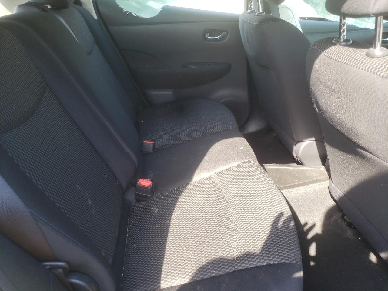 Photo 6 from auction – 2015 NISSAN LEAF S with VIN 1N4AZ0CPXFC328378