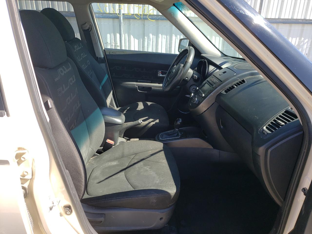 Foto 5 de la subasta – 2013 KIA SOUL + con VIN KNDJT2A69D7491773