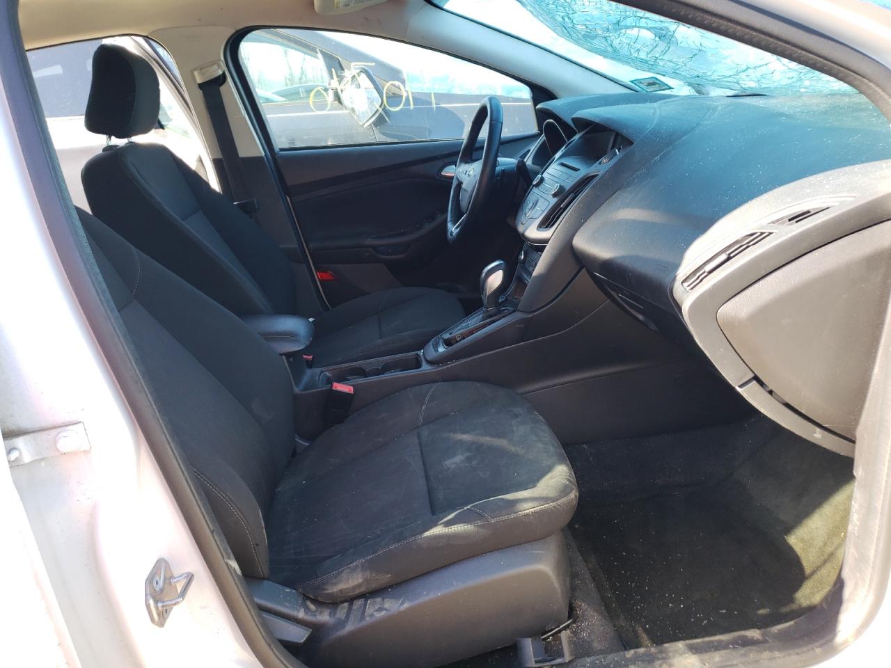 Photo 5 from auction – 2015 FORD FOCUS SE with VIN 1FADP3K28FL353354