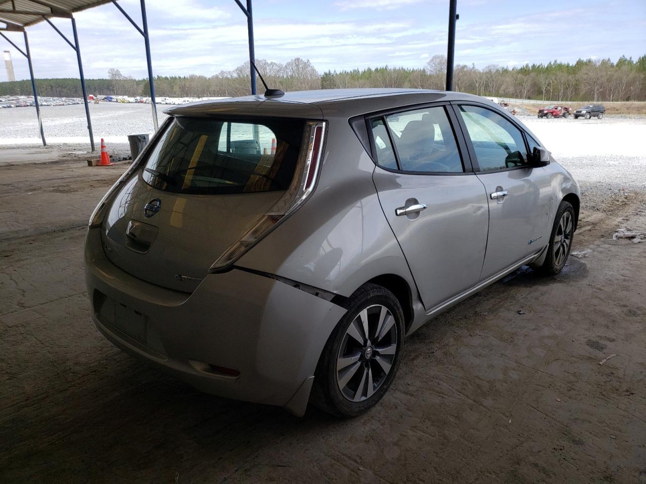 Photo 4 from auction – 2015 NISSAN LEAF S with VIN 1N4AZ0CP9FC319025