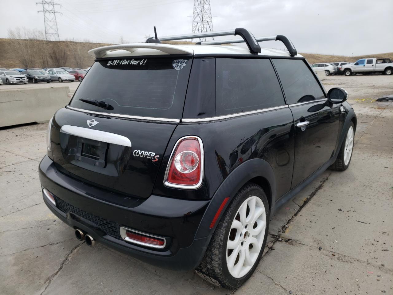Photo 4 from auction – 2011 MINI COOPER S with VIN WMWSV3C59BTY21079