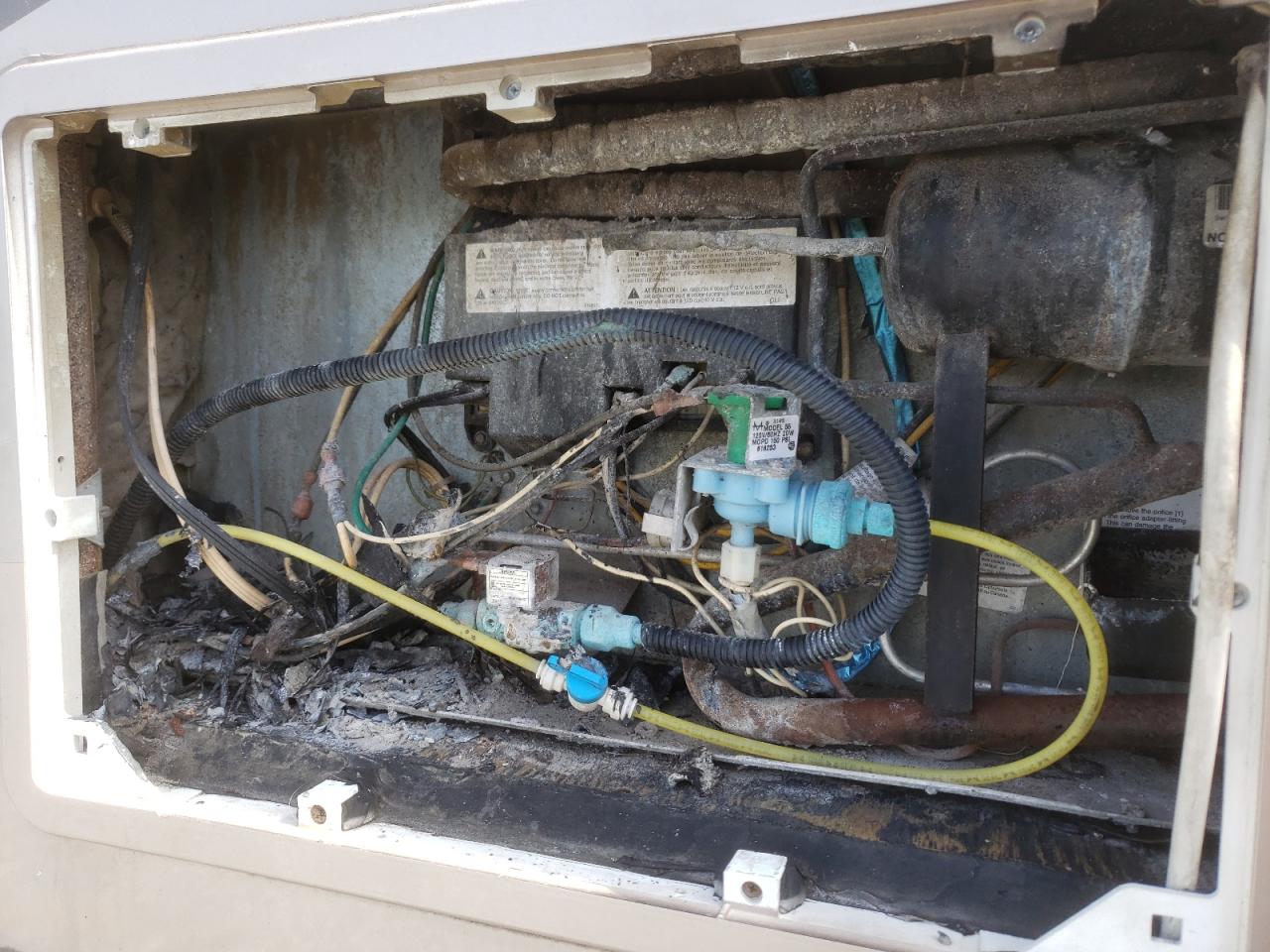Photo 9 from auction – 2004 FREIGHTLINER CHASSIS X with VIN 4UZAAHAK94CM37186