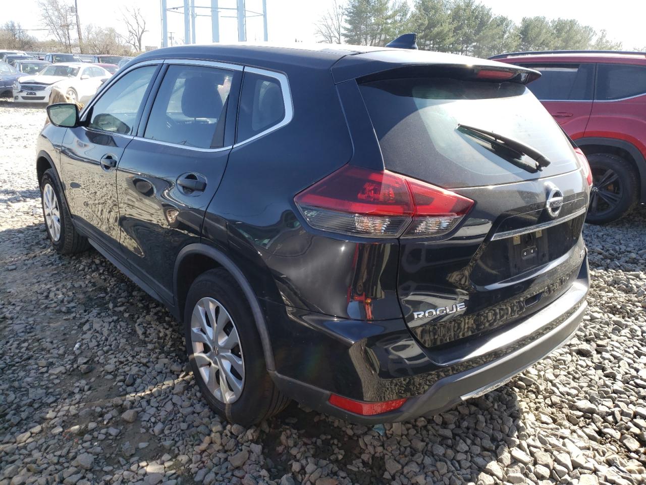 Photo 3 from auction – 2018 NISSAN ROGUE S with VIN KNMAT2MVXJP513522