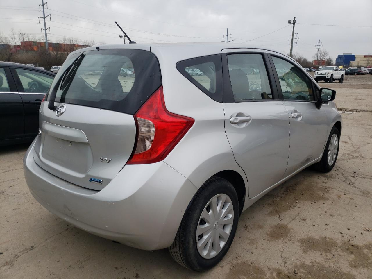 Photo 4 from auction – 2015 NISSAN VERSA NOTE with VIN 3N1CE2CP2FL400191