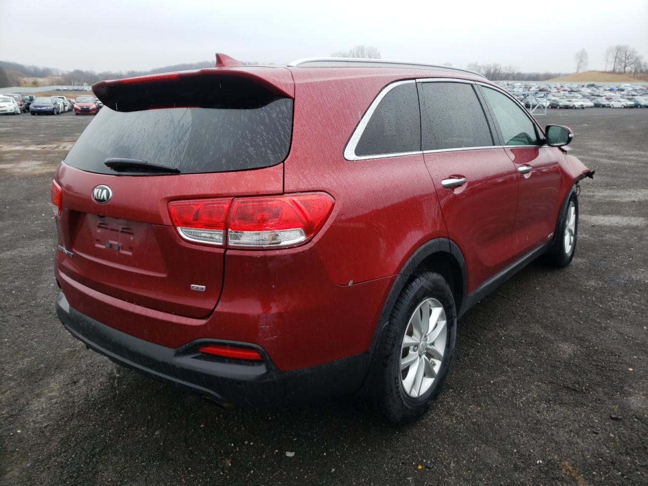 Photo 4 from auction – 2016 KIA SORENTO LX with VIN 5XYPGDA3XGG136943