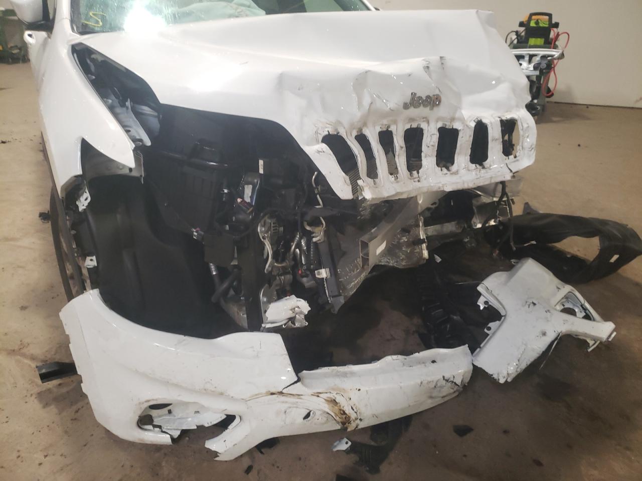 Photo 9 from auction – 2020 JEEP CHEROKEE L with VIN 1C4PJMLB1LD594238