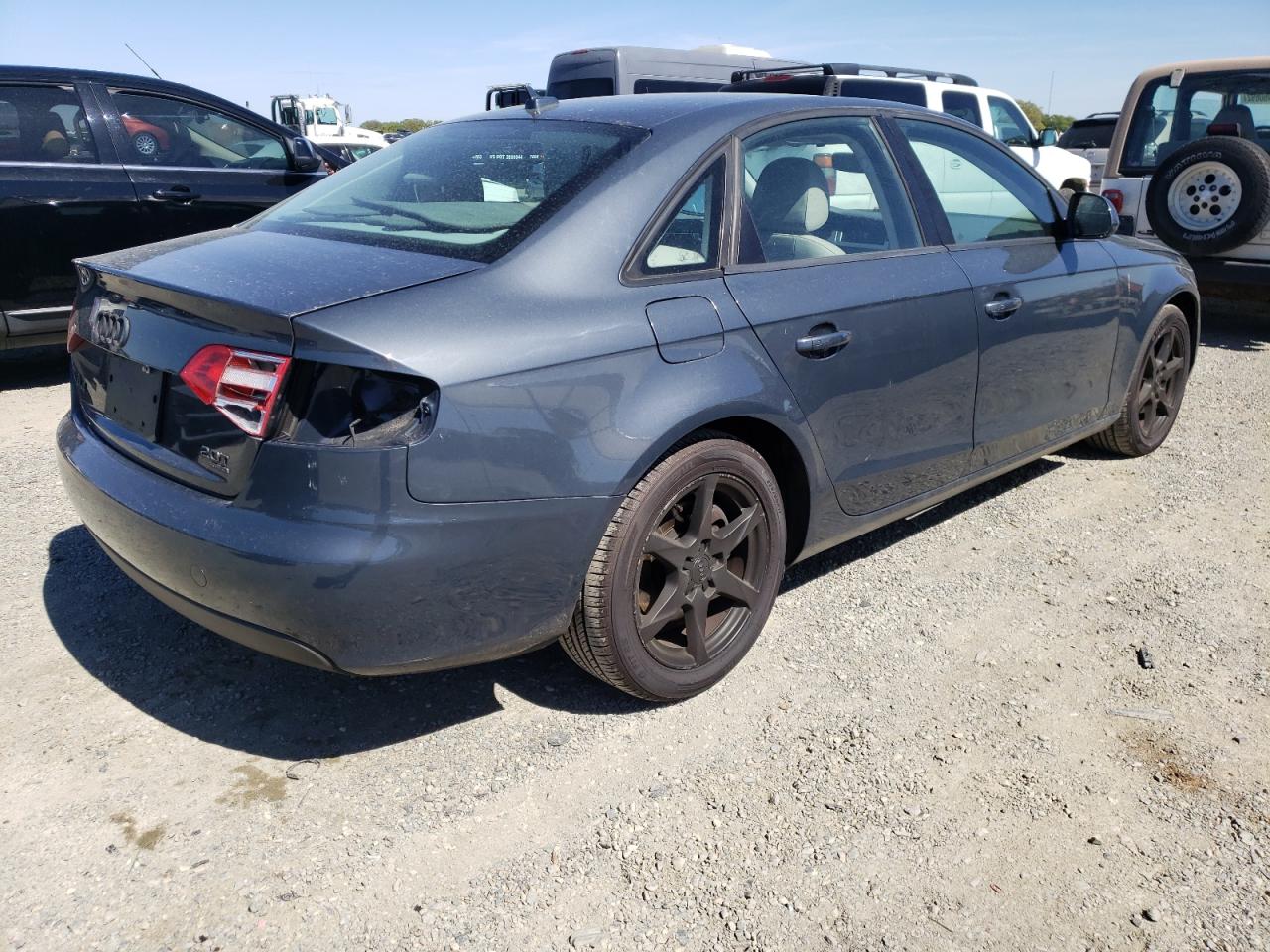 Photo 4 from auction – 2009 AUDI A4 2.0T QU with VIN WAULF78K69A101378