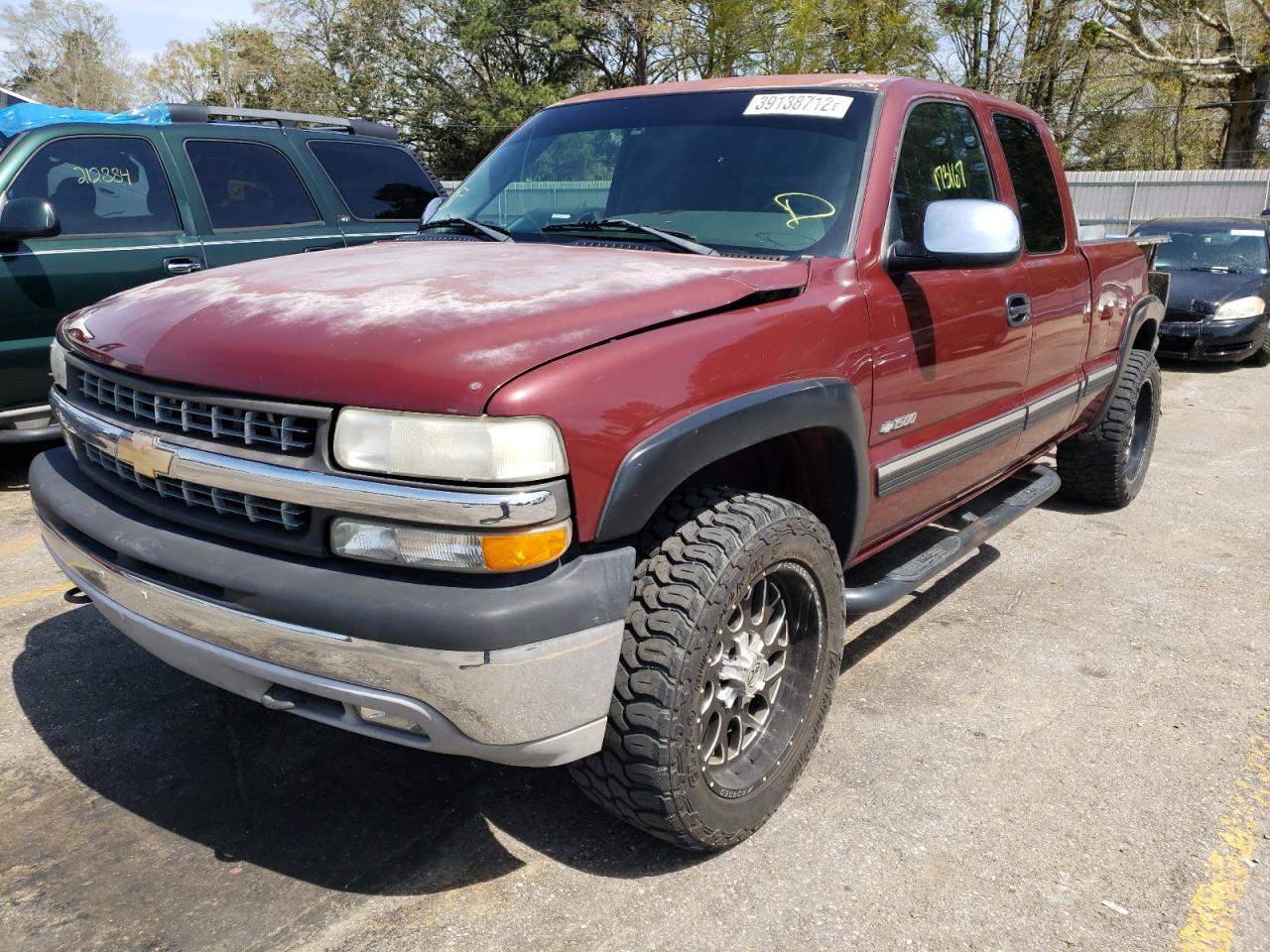 Photo 2 from auction – 2002 CHEVROLET SILVERADO with VIN 1GCEK19T92Z141876