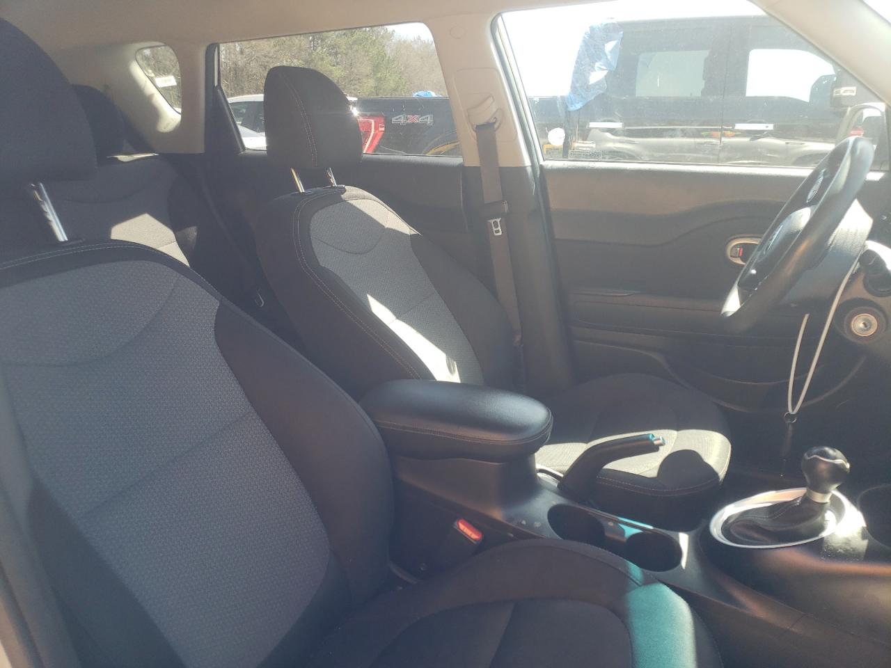 Photo 5 from auction – 2019 KIA SOUL + with VIN KNDJP3A51K7677709