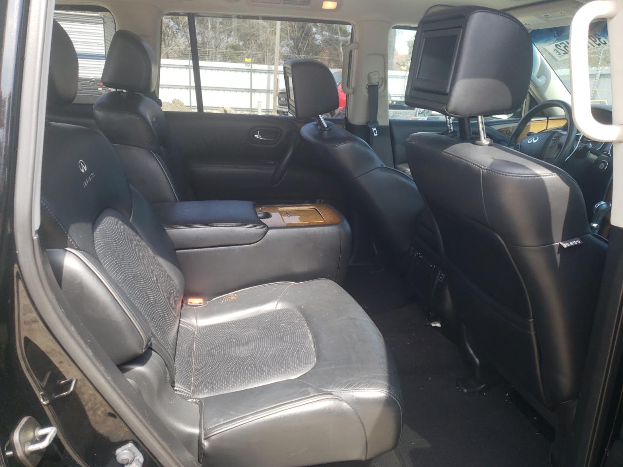 Photo 6 from auction – 2014 INFINITI QX80 with VIN JN8AZ2NE1E9065201
