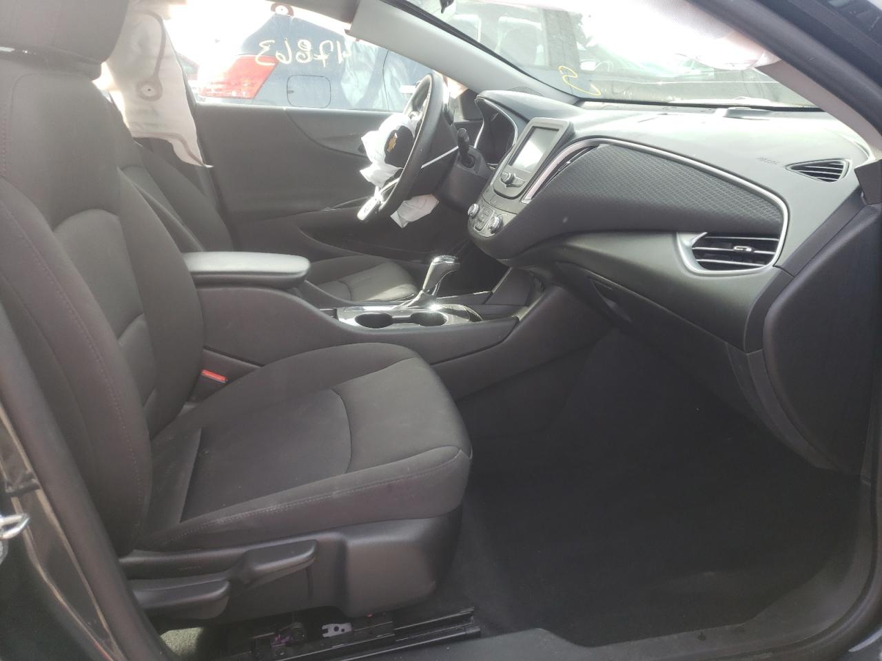 Photo 5 from auction – 2018 CHEVROLET MALIBU LS with VIN 1G1ZB5ST7JF189162