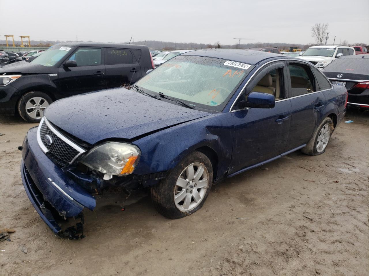 Photo 2 from auction – 2006 FORD FIVE HUNDR with VIN 1FAHP24196G183790