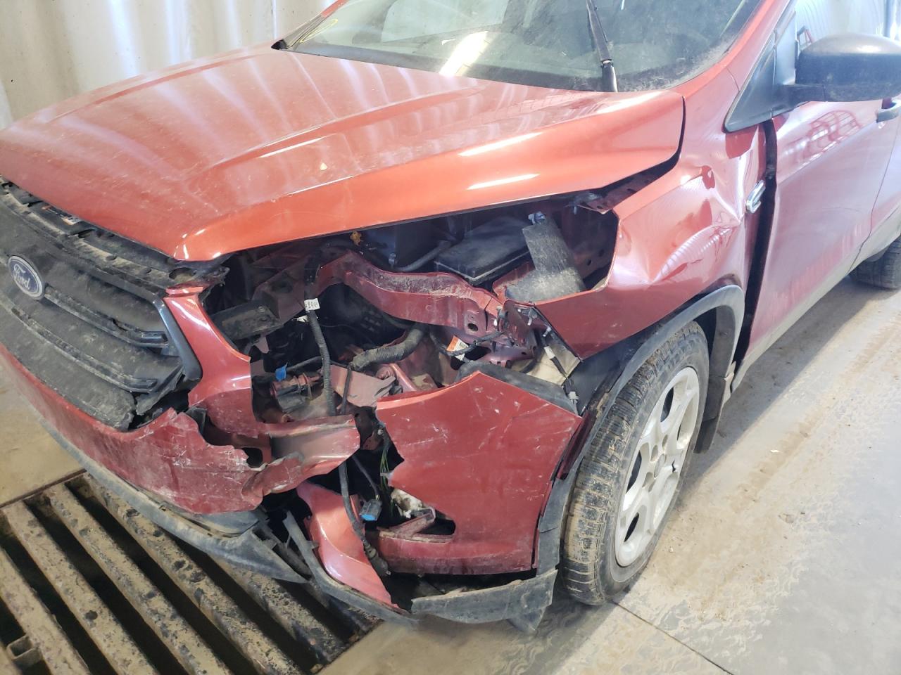 Photo 9 from auction – 2019 FORD ESCAPE S with VIN 1FMCU0F74KUB17142