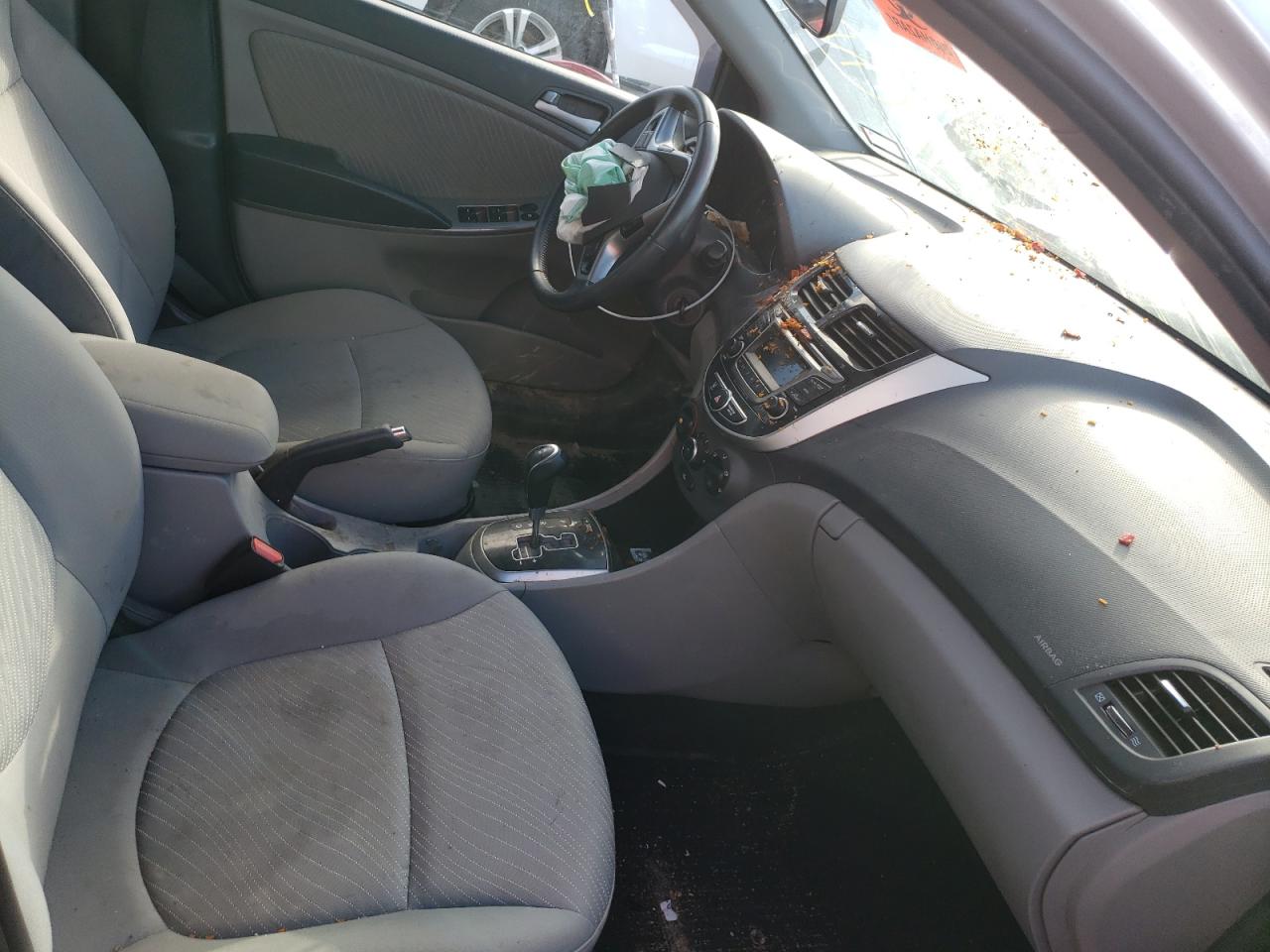 Photo 5 from auction – 2016 HYUNDAI ACCENT SE with VIN KMHCU4AE0GU017575