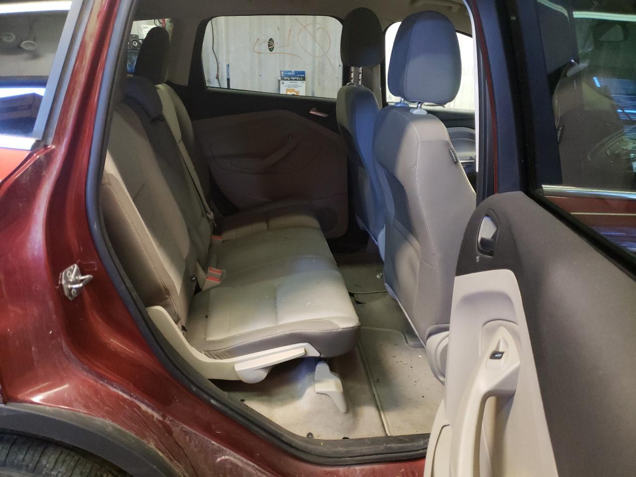 Photo 6 from auction – 2015 FORD ESCAPE SE with VIN 1FMCU9GX8FUA30000