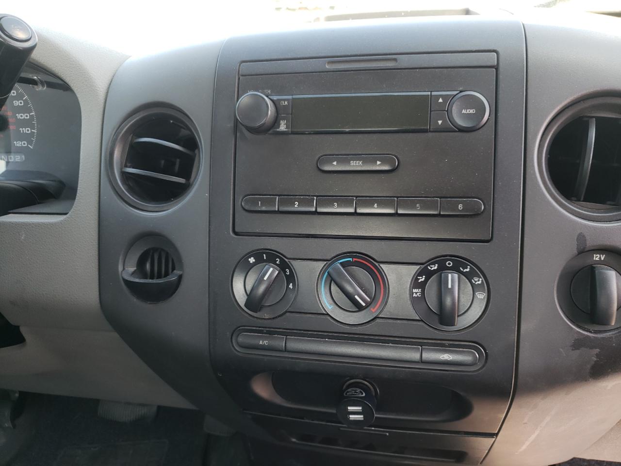 Photo 9 from auction – 2005 FORD F150 with VIN 1FTRF12W15NB61433