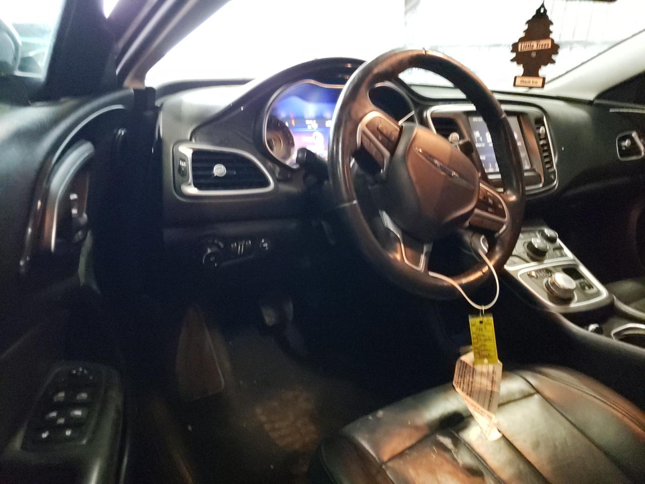 Photo 9 from auction – 2016 CHRYSLER 200 C with VIN 1C3CCCCB0GN172243