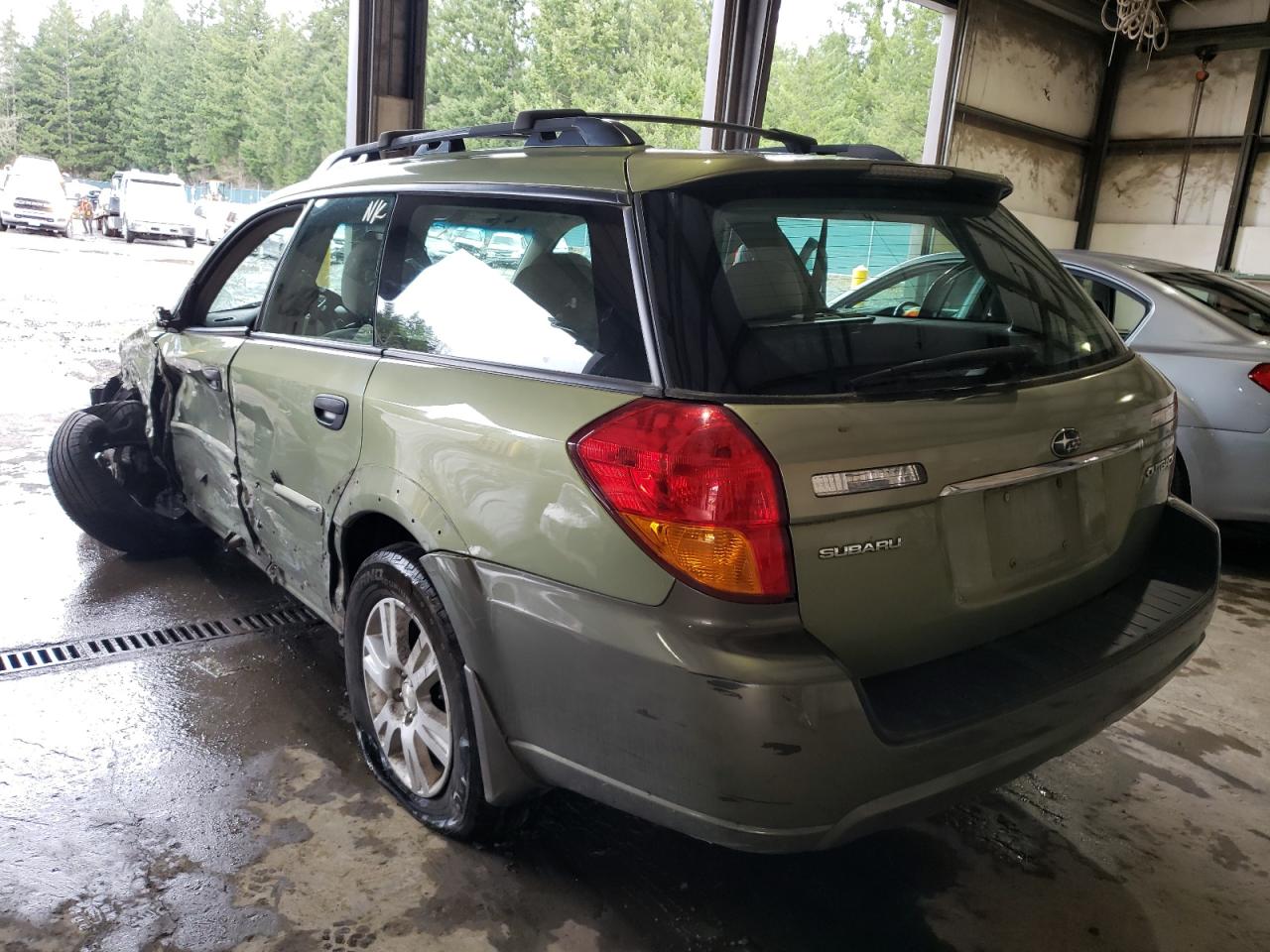 Photo 3 from auction – 2005 SUBARU LEGACY OUT with VIN 4S4BP61C457386965
