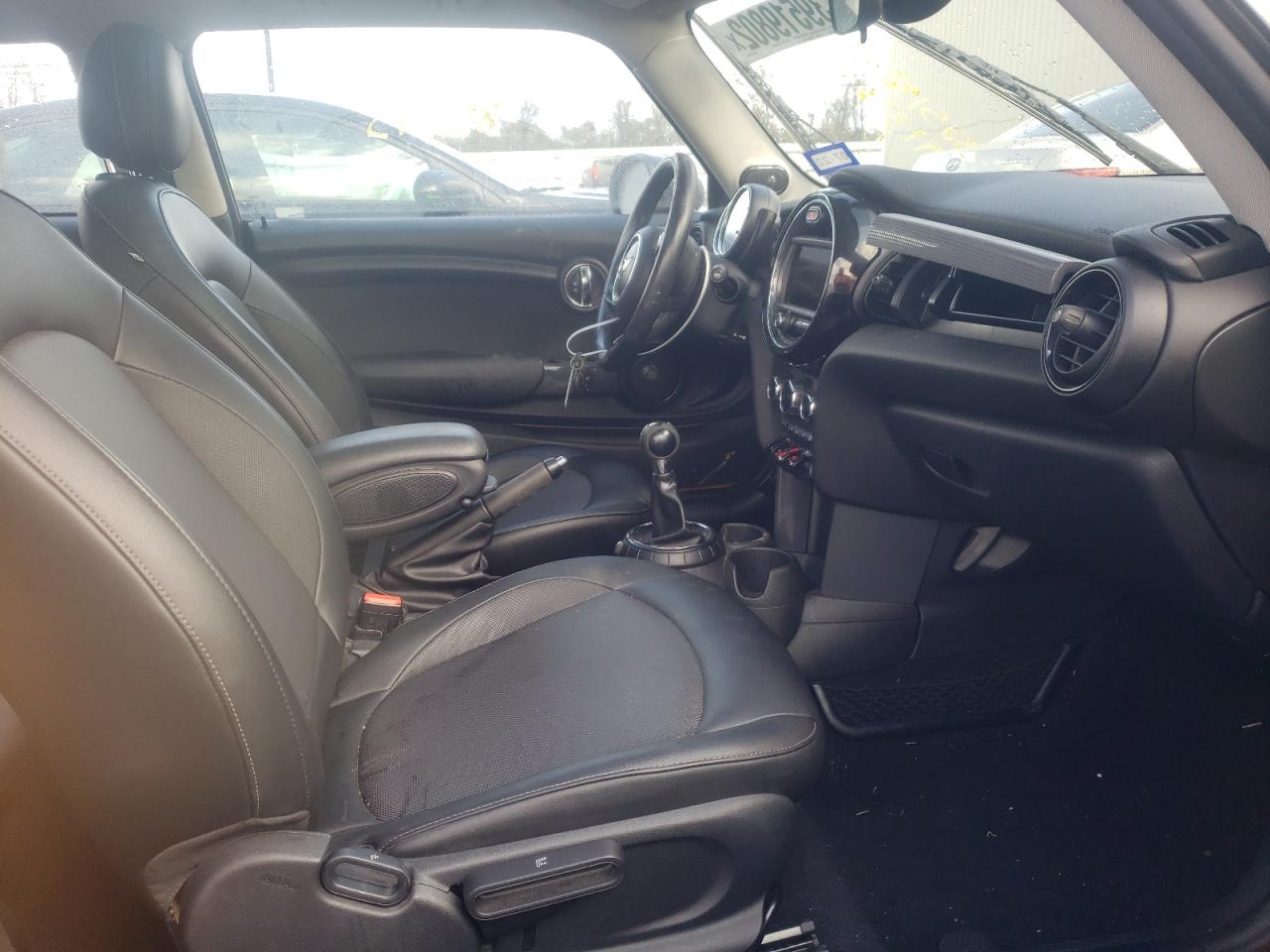 Photo 5 from auction – 2015 MINI COOPER with VIN WMWXM5C52FT973781
