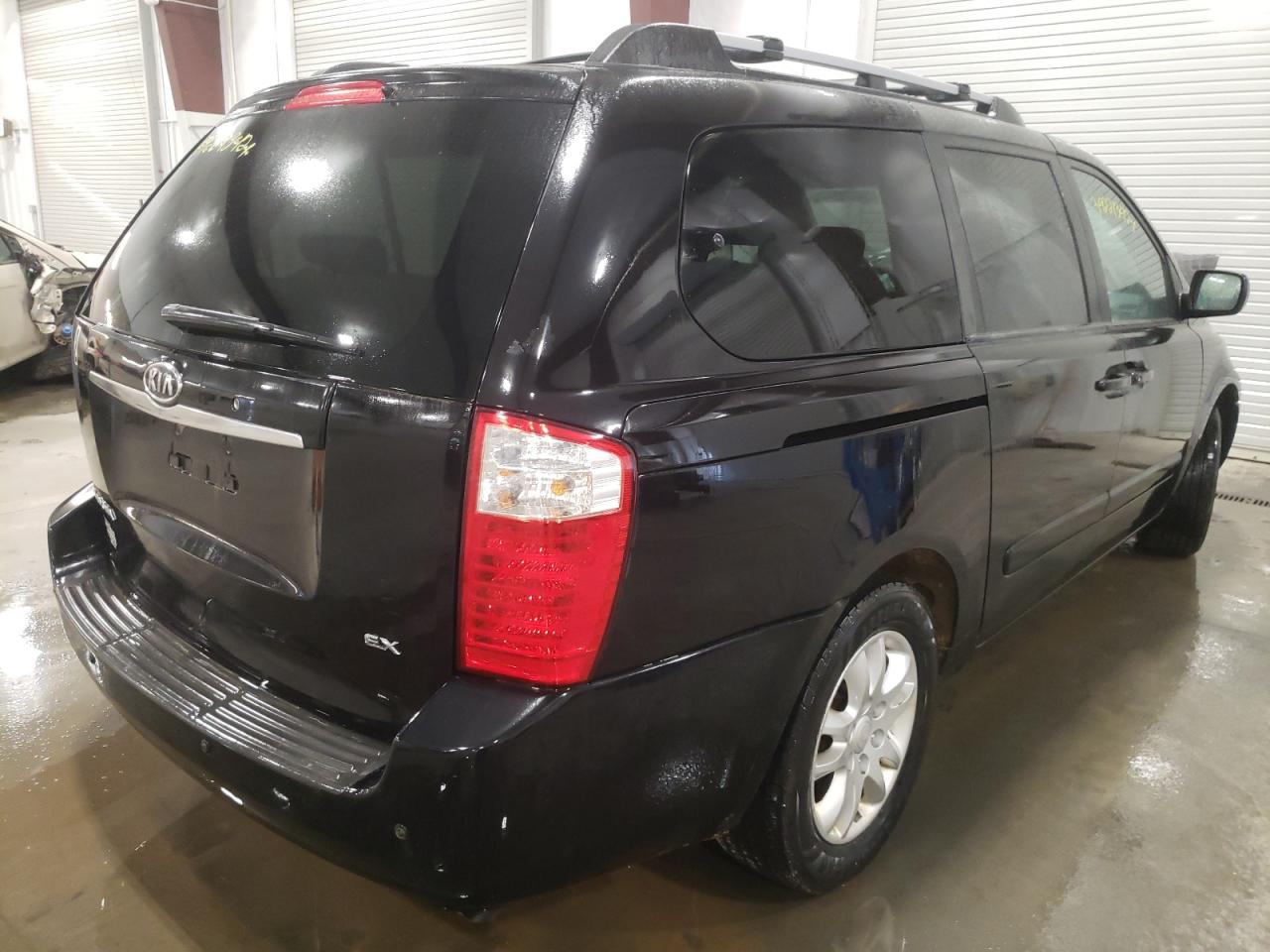 Photo 4 from auction – 2007 KIA SEDONA EX with VIN KNDMB233176176463