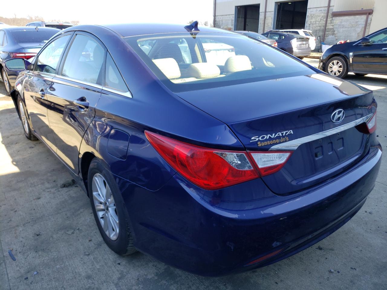 Photo 3 from auction – 2011 HYUNDAI SONATA GLS with VIN 5NPEB4AC0BH222401