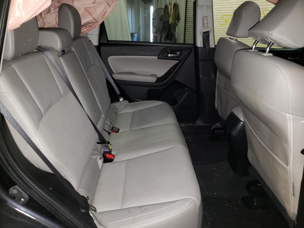 Photo 6 from auction – 2018 SUBARU FORESTER with VIN JF2SJAJC7JH526943